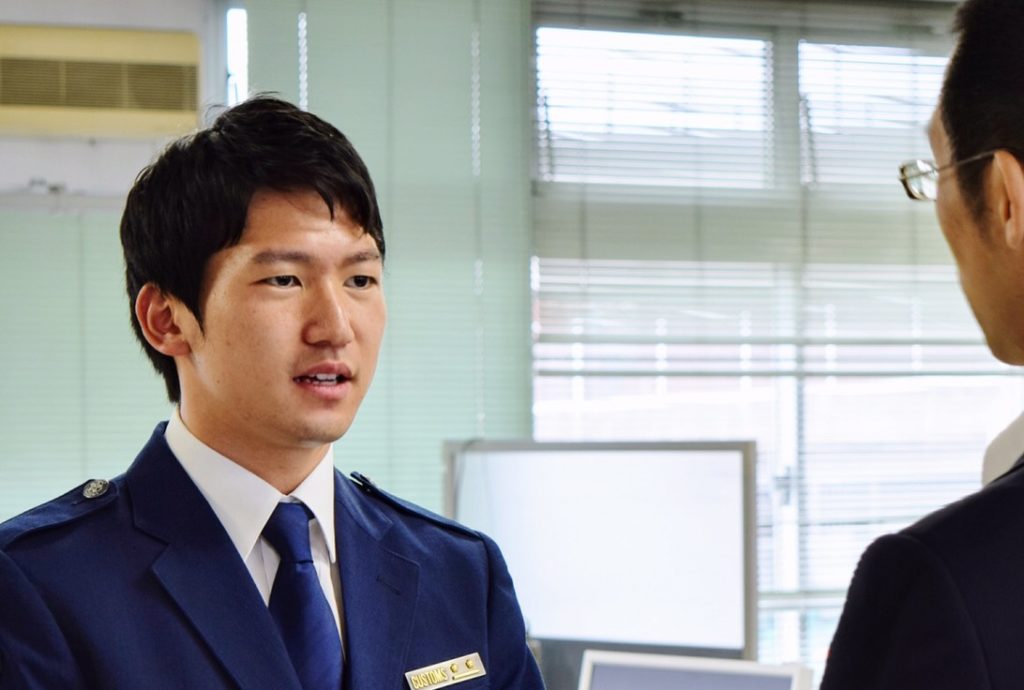 【税関職員と結婚したい！】国家公務員の彼の玉の輿に乗る婚活方法とは？ marriage[マリッジ]